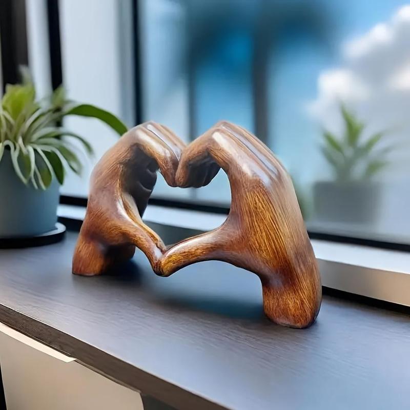 Hand & Heart Design Statue, 1 Count Creative Desktop Ornament, Home Decor for Living Room Bedroom Office