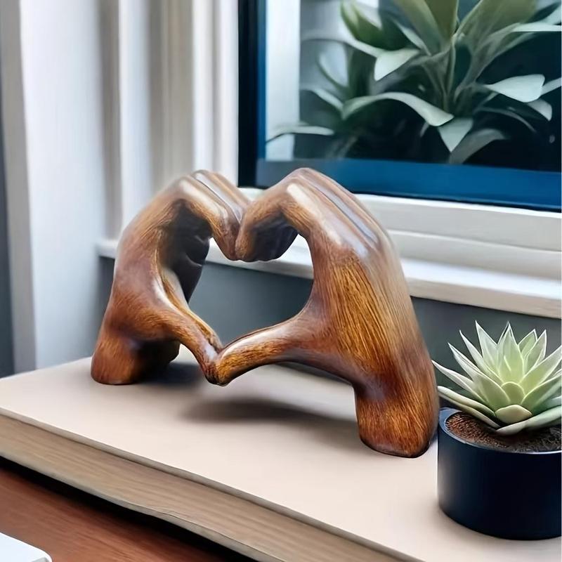 Hand & Heart Design Statue, 1 Count Creative Desktop Ornament, Home Decor for Living Room Bedroom Office