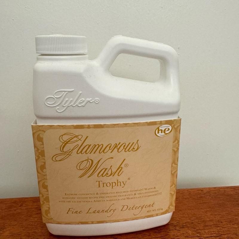 Tyler Candle Company Glamorous Wash (16oz) Fine Laundry Detergent