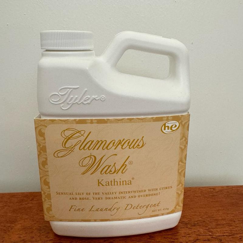 Tyler Candle Company Glamorous Wash (16oz) Fine Laundry Detergent