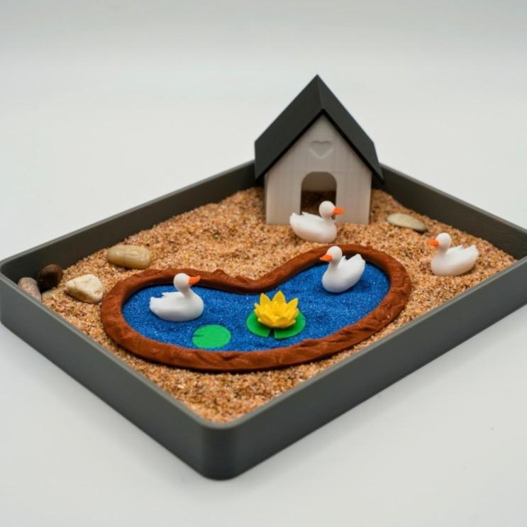 Duck Zen Garden - Desk Accessory Sand Garden DIY Kit Gifts for Him Her Office Decor Fidget Fun Therapy Traditional Nature