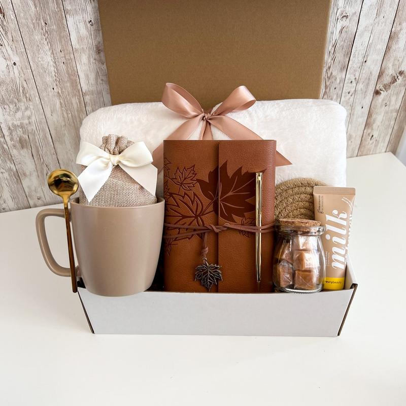 Sister birthday gift box, Birthday gift basket friend, Mom birthday gift basket, 25th birthday gift box, Best friend 60th birthday gift