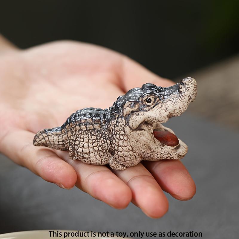 Cute Mini Crocodile Design Ornament, 1 Count Creative Animal Shaped Decoration Craft, Desktop Decorative Craft for Home Living Room, Gift for Summer